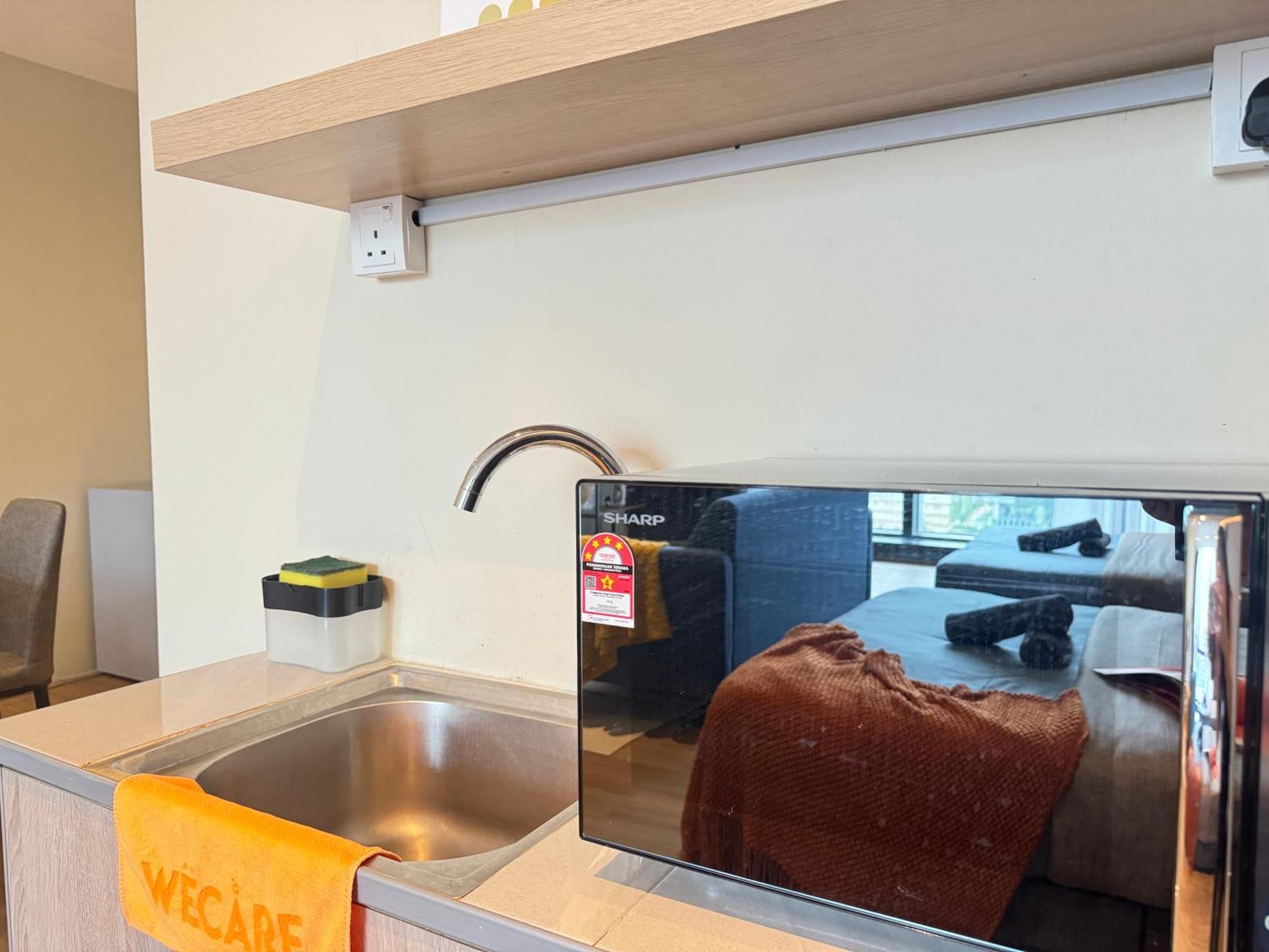 The Tinto Netflix Screen & Sleep - Bangsar South Mid Valley Pangsapuri