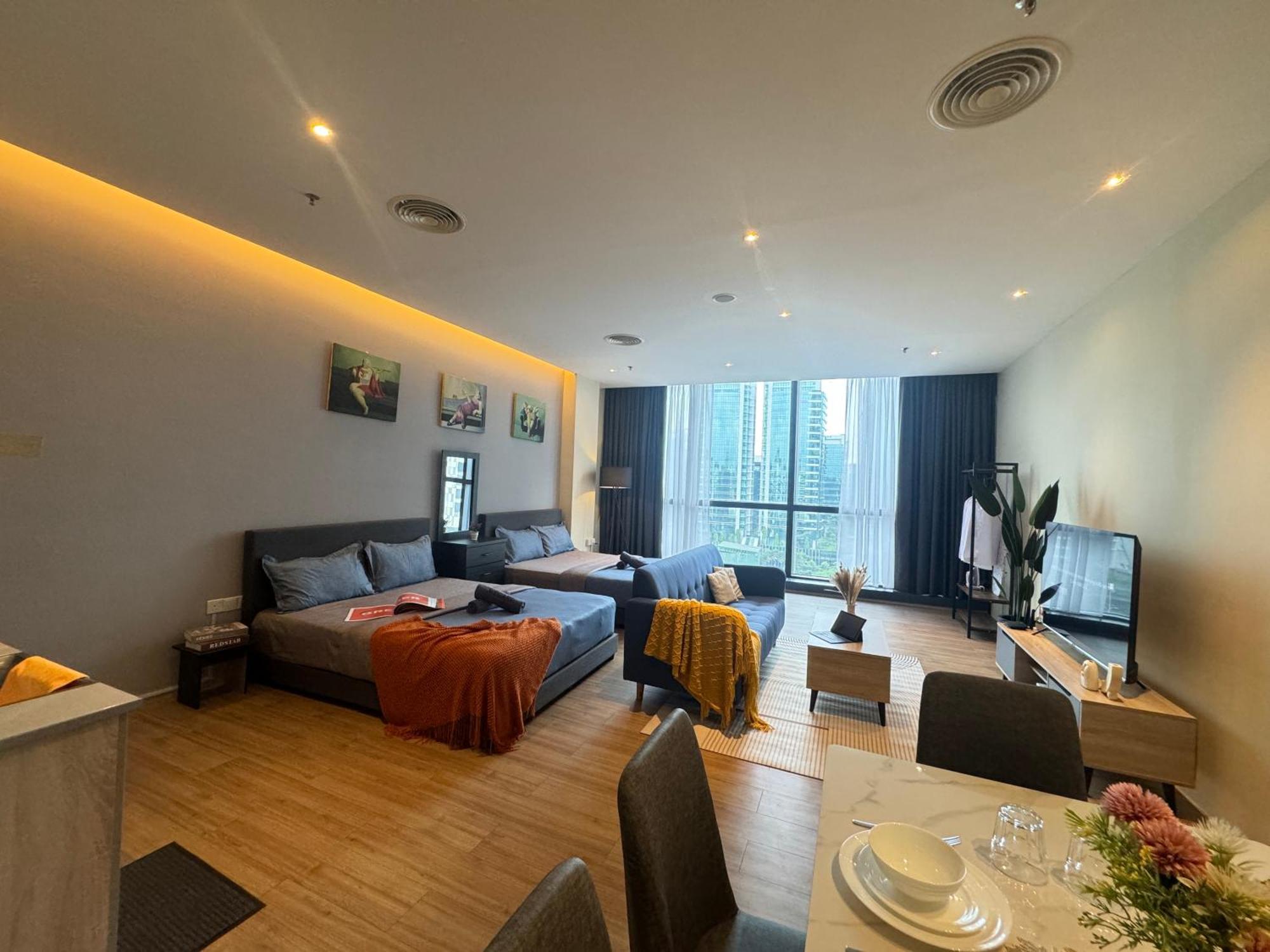 The Tinto Netflix Screen & Sleep - Bangsar South Mid Valley *