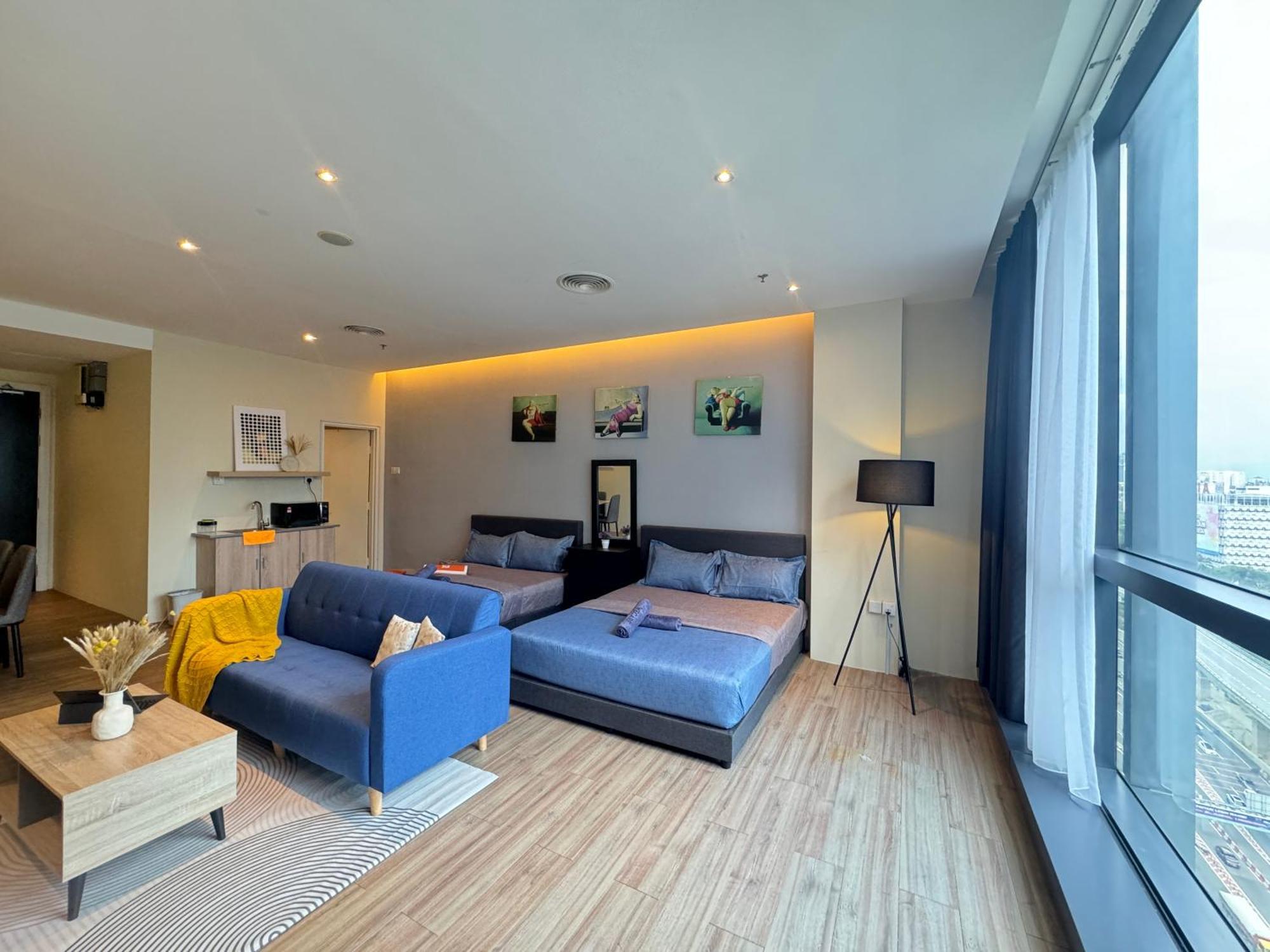 The Tinto Netflix Screen & Sleep - Bangsar South Mid Valley Pangsapuri Kuala Lumpur