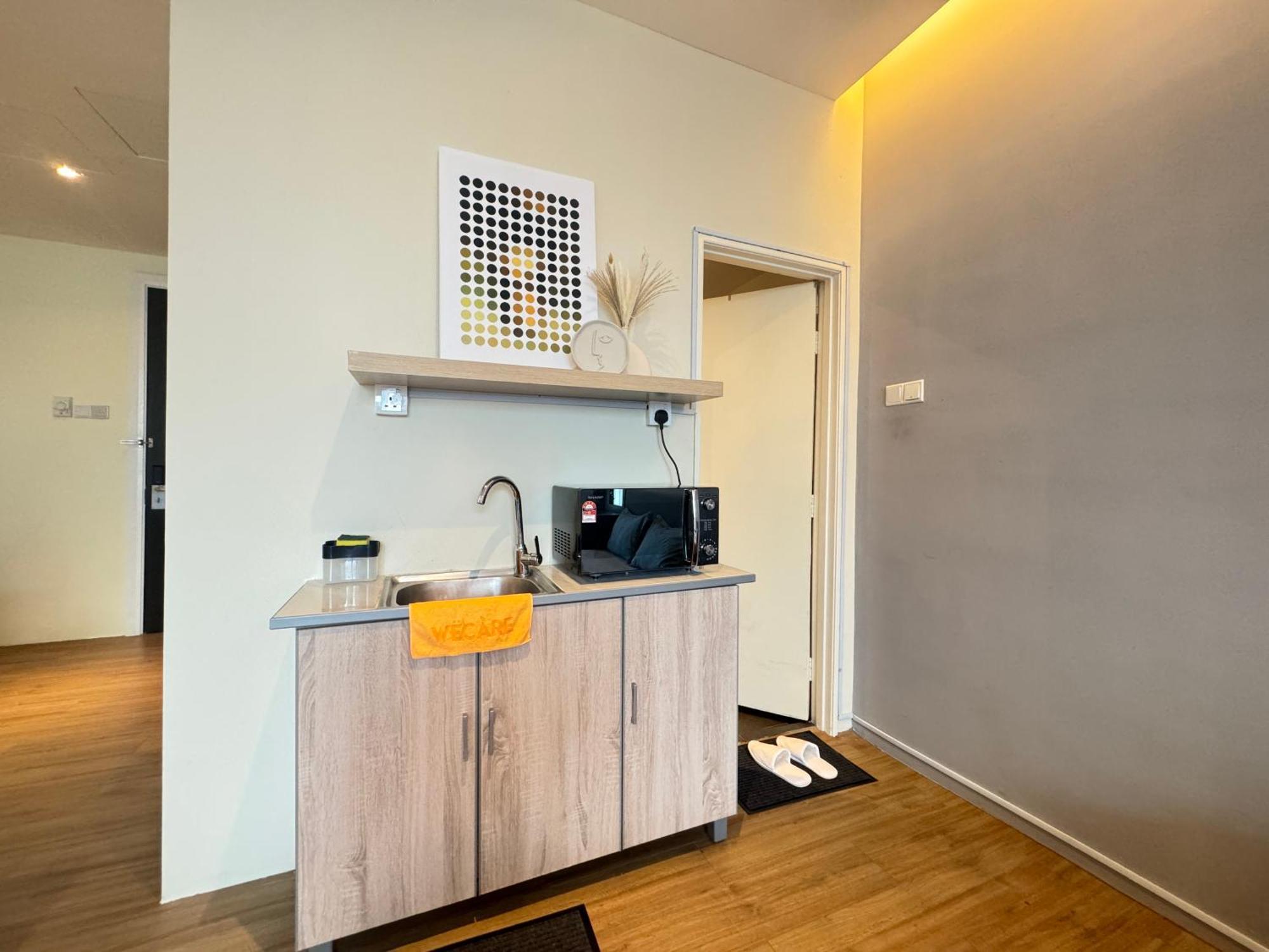 The Tinto Netflix Screen & Sleep - Bangsar South Mid Valley * Kuala Lumpur